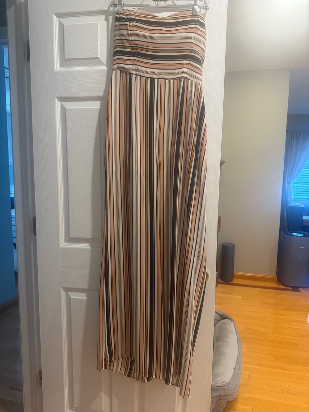 Leith Beige and Black Trim Strapless Dress never worn